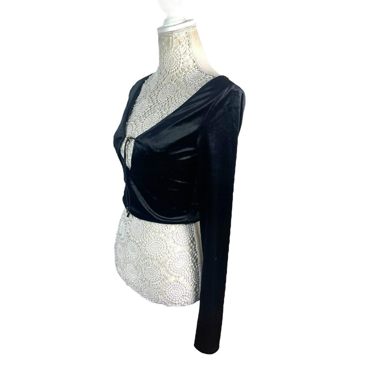 Pretty Little Thing Black Velour Crop Top Long Sleeves Women's UK Size 8