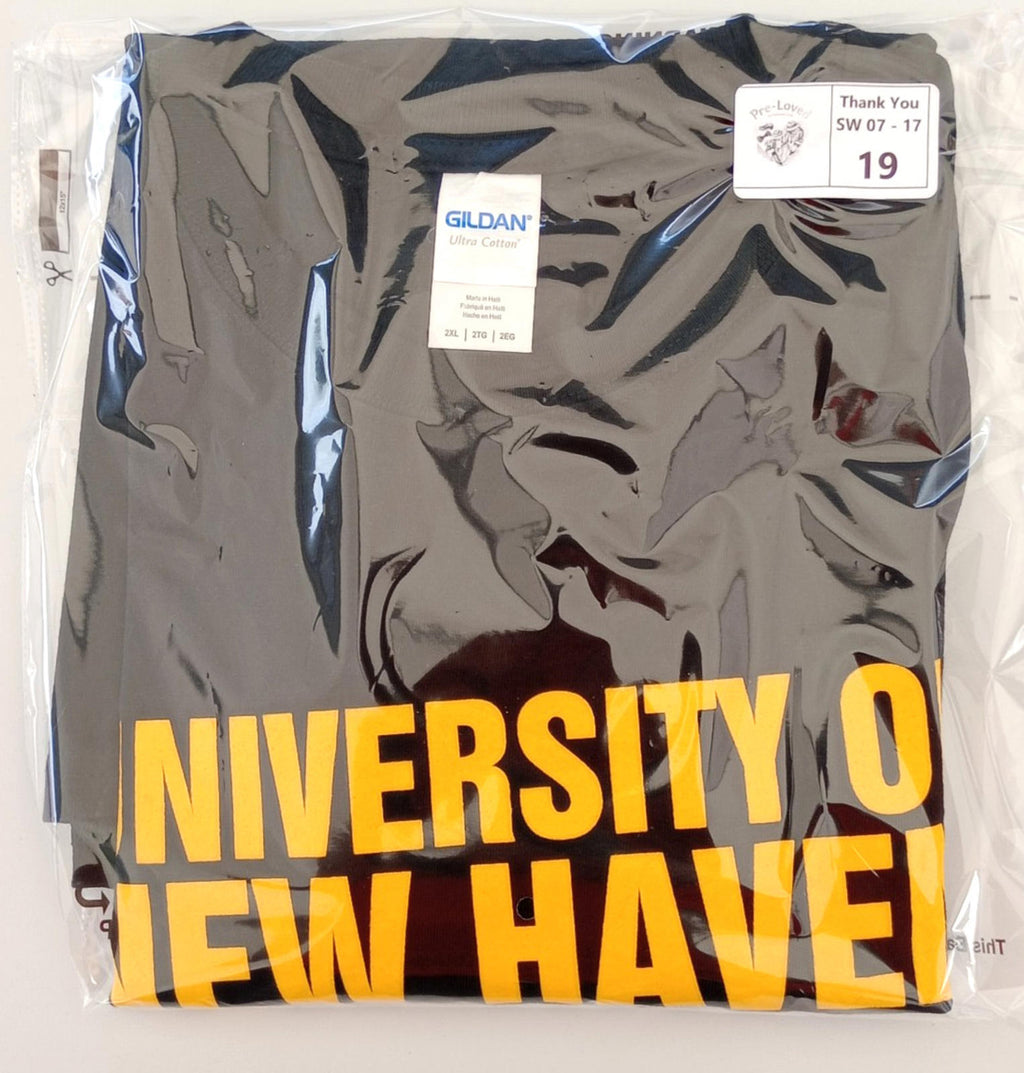 Gildan Black Graphic Print T-Shirt Men's UK Size 2XL Black Crew Neck 100% Cotton University