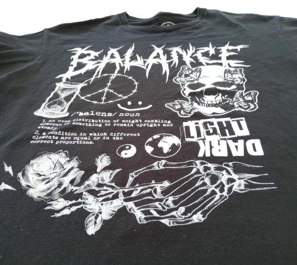 Balance Skull T-Shirt Men's UK Size S Crew Neck Light Dark Graphic Print