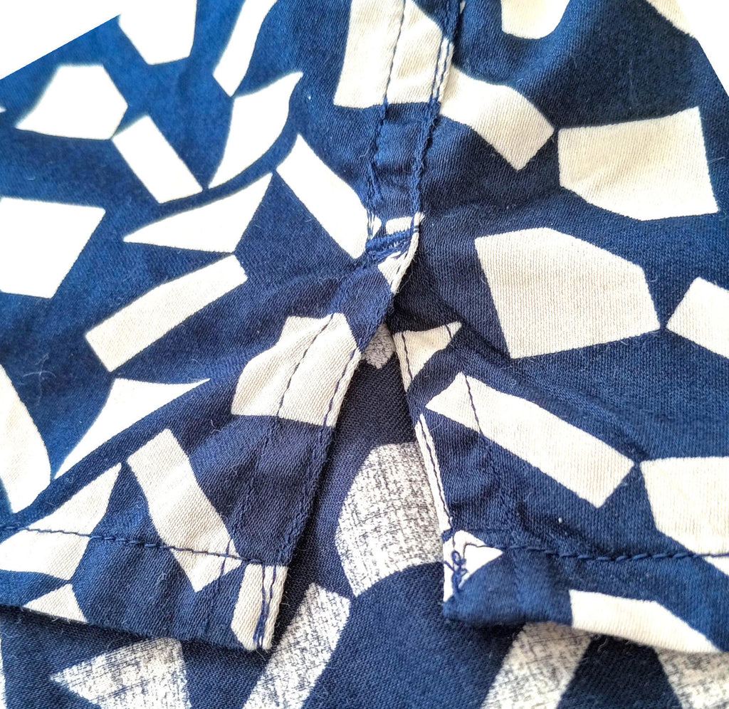 Primark Shirt Short Sleeve Geometric Black White 100% Cotton Men's UK Size 2XL