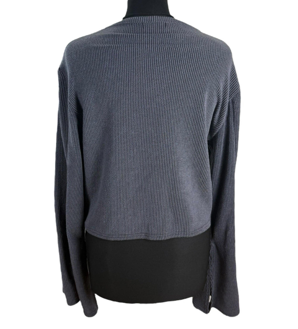 Pretty Little Thing Gray Pretty Little Thing Grey Ribbed Crop top Long Sleeve Women's UK Size 16