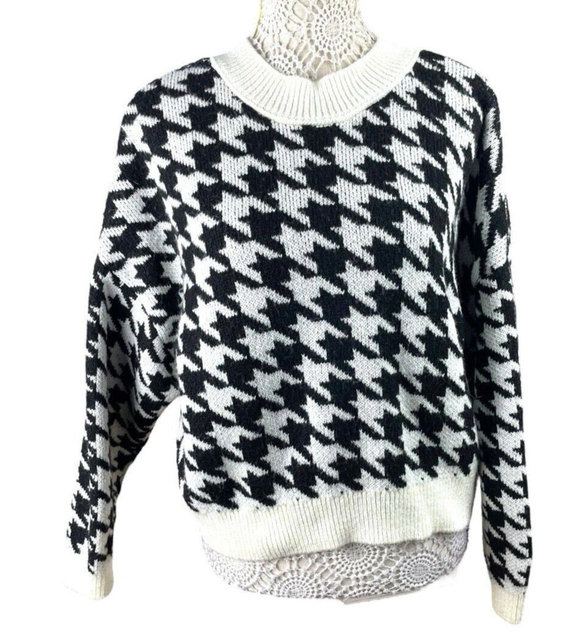 Stradivarius Black & White Houndstooth Jumper Relaxed Fit Women's UK Size XS
