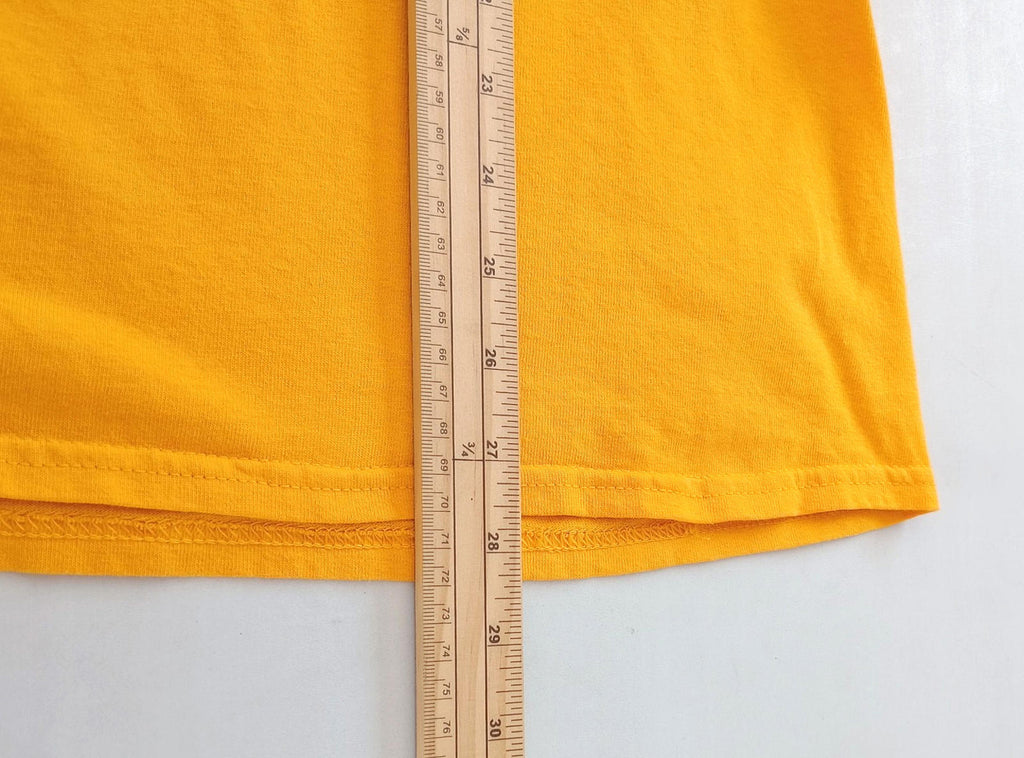 Gildan Yellow Hawkeyes Football Graphic Print T-Shirt Men's UK Size S Yellow 100% Cotton