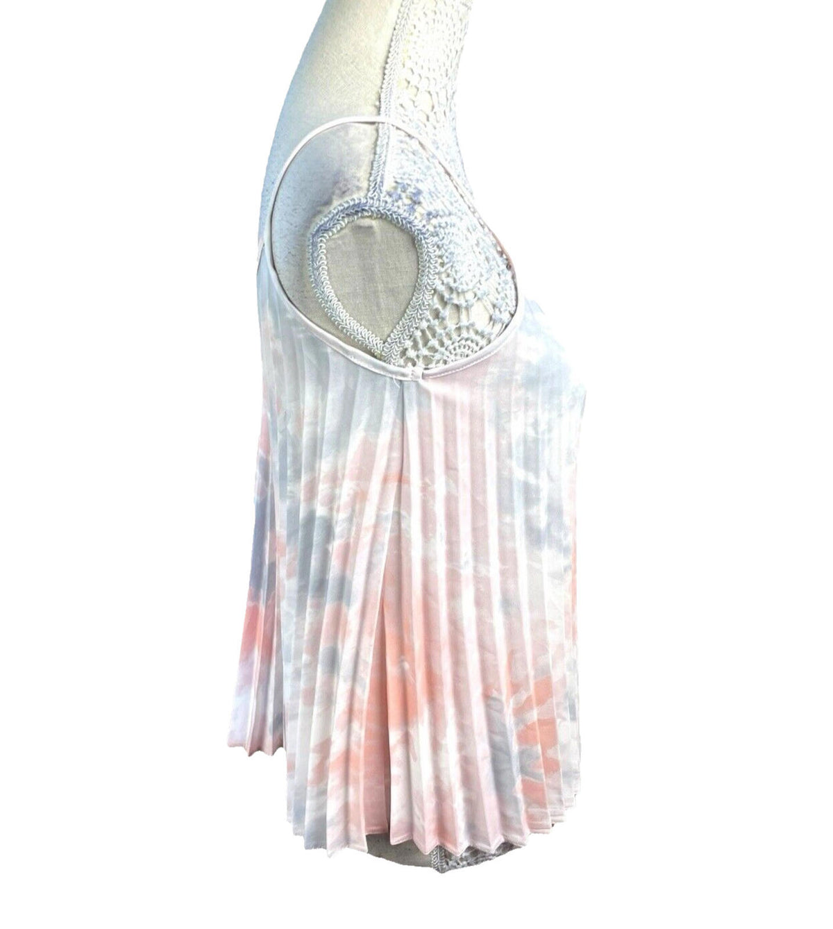 New Look White New Look Pleated Tie-Dye Camisole Top Women's UK Size 12 White Pastel Chiffon
