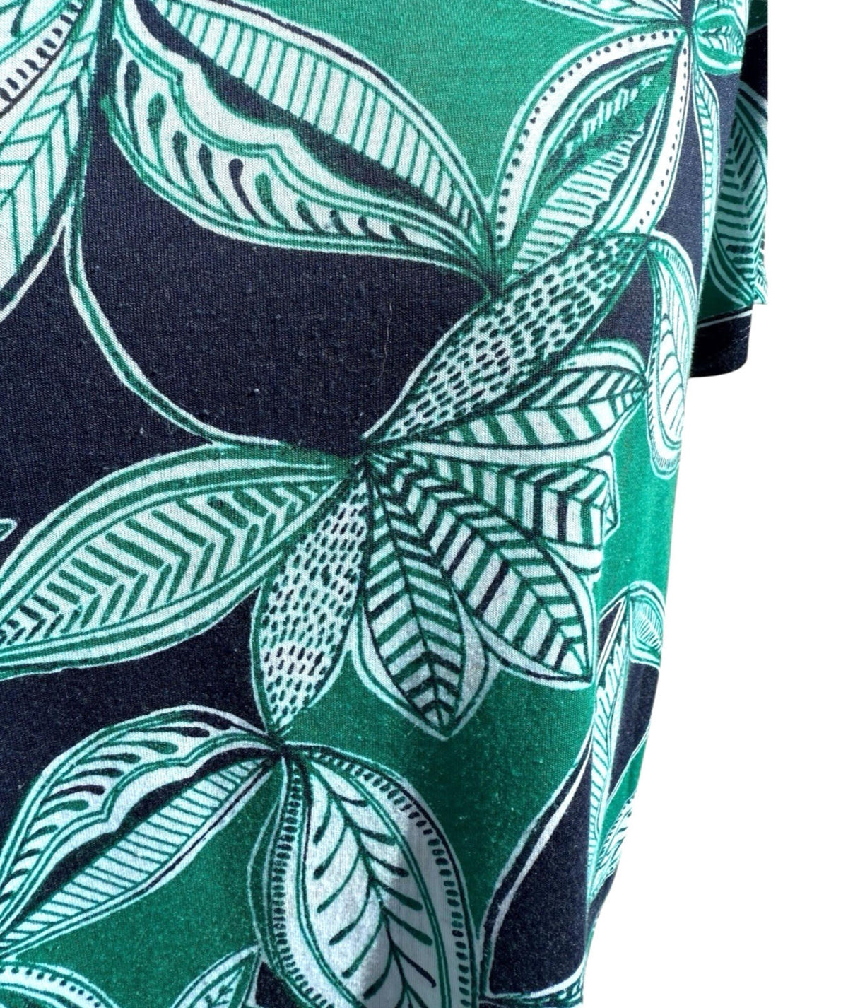 Marks & Spencer DarkGreen Marks & Spencer Green T-shirt Blouse Leaf Print Lightweight Women's UK Size 14