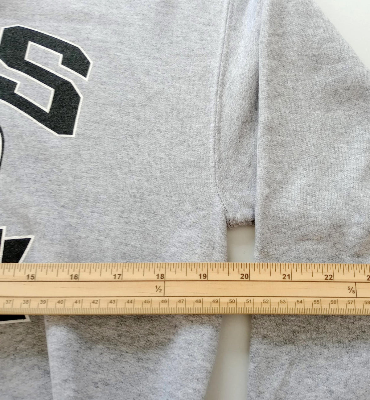 Gildan Gray Grey Graphic Print Jersey Hoodie Men's UK Size S CMS PHYS. ED. Fleece Lined