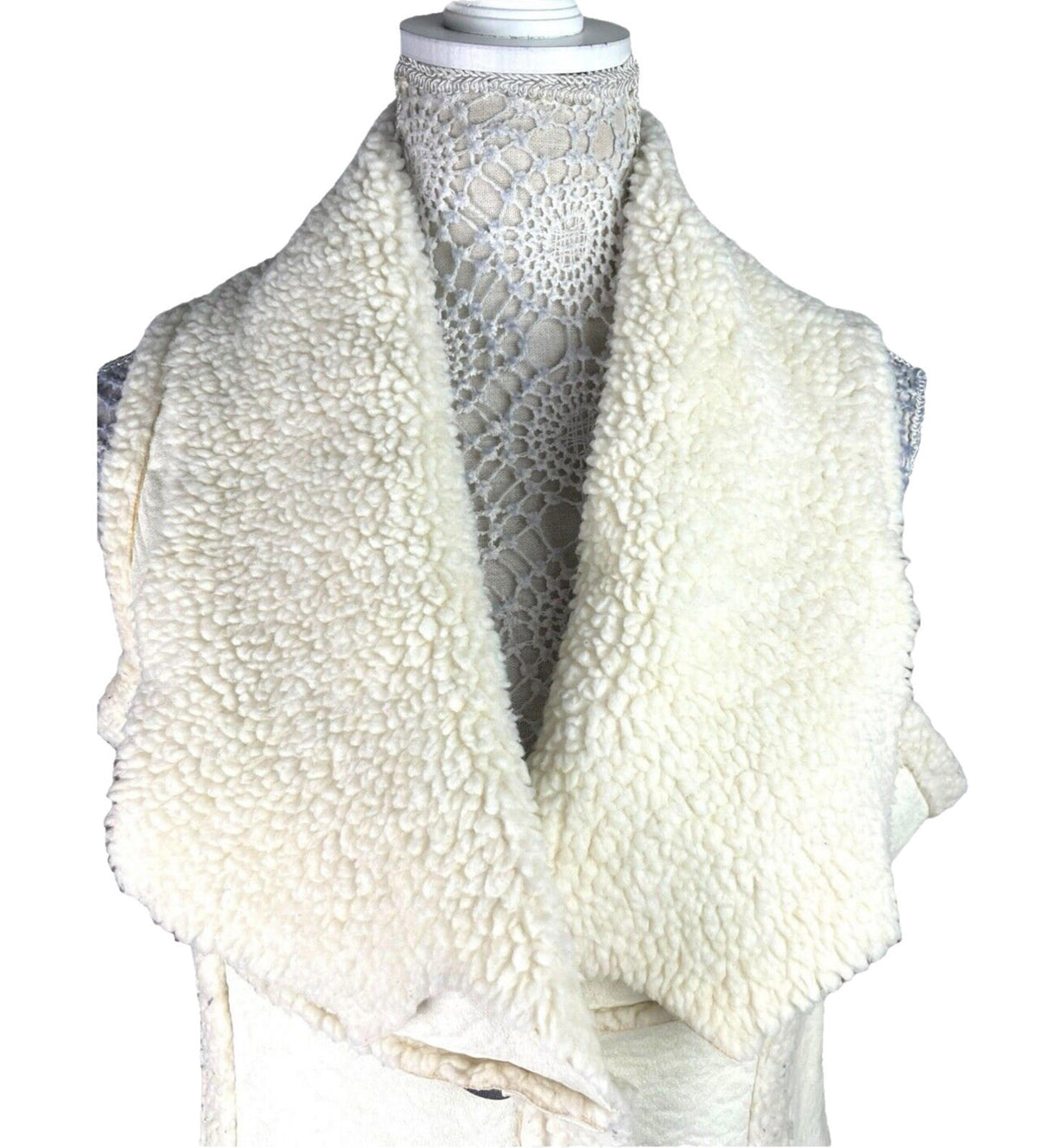 Beige Italian Cream Gilet Faux Leather Sherpa Lining Women's UK Size L (12)