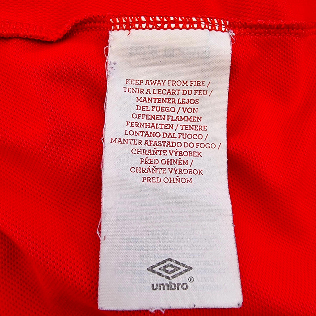England Football Shirt Men's UK Size M Red Away Kit Hodgkiss 10 Back Print