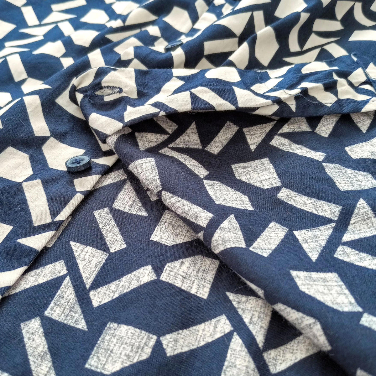 Primark Shirt Short Sleeve Geometric Black White 100% Cotton Men's UK Size 2XL