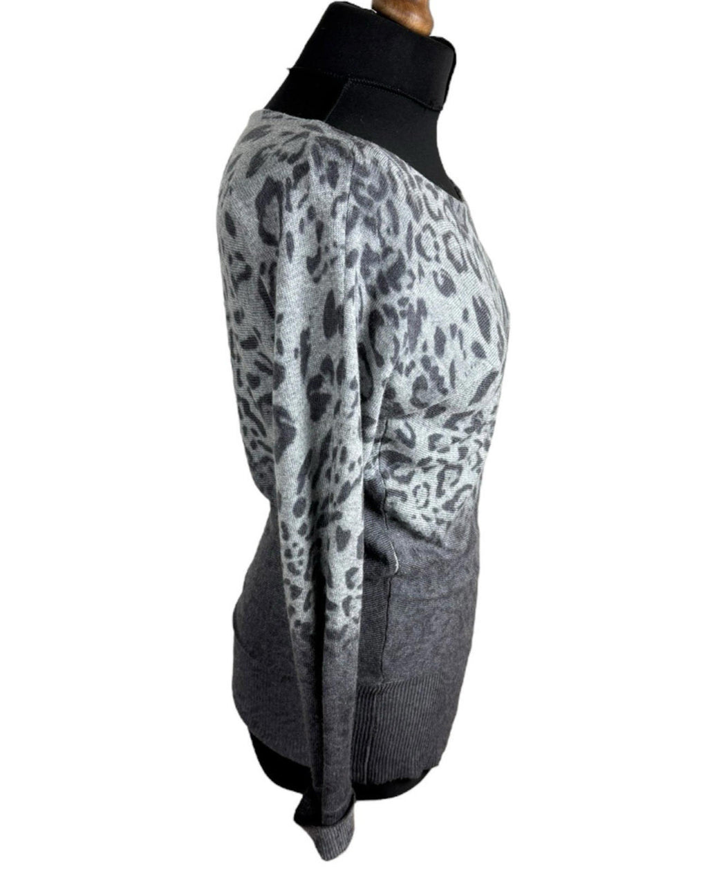 Inspire Collection Gray Inspire Collection Jumper Women's UK Size 10 S - M Grey Thin Leopard Print