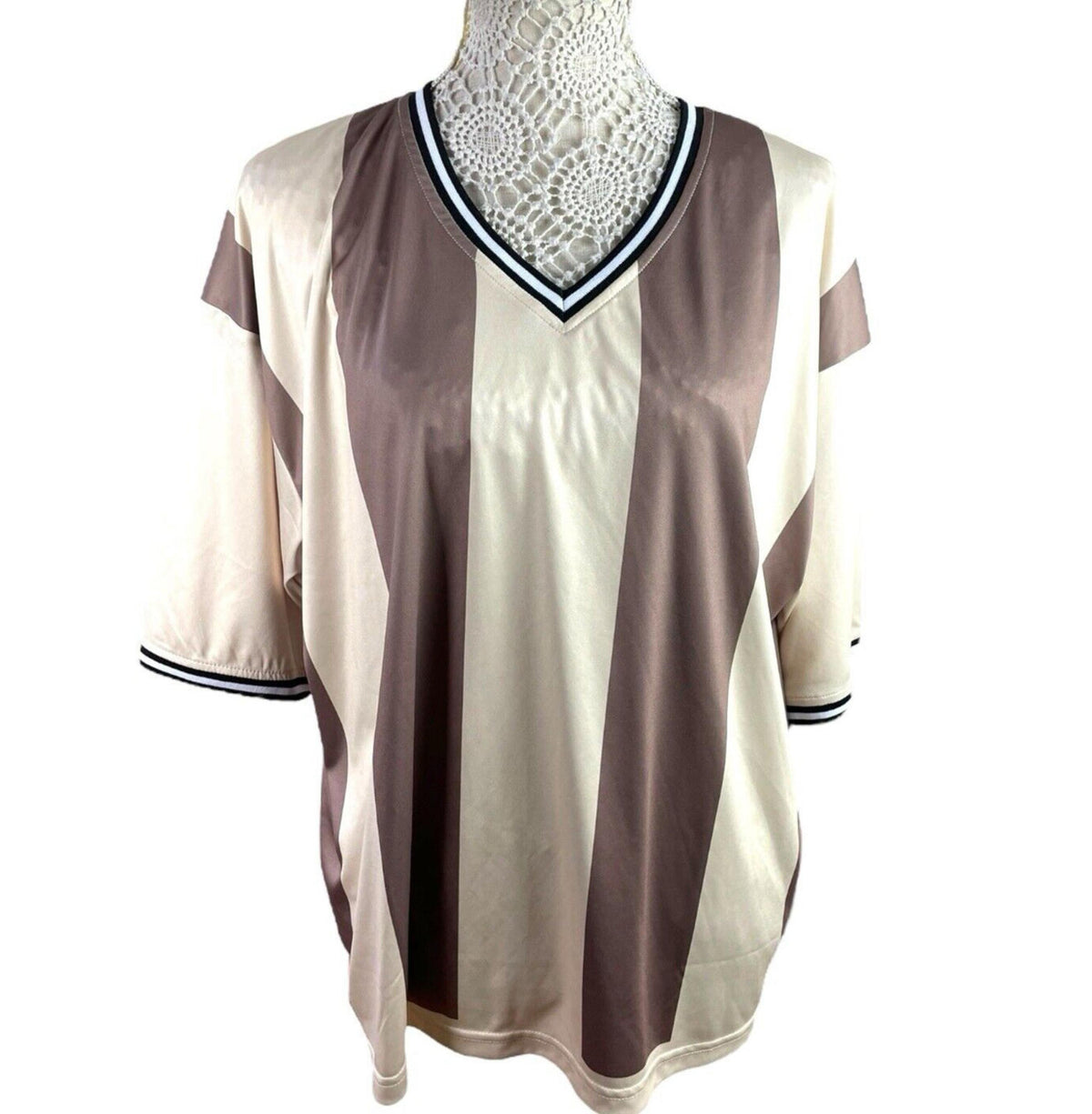 Pretty Little Thing Beige Stripe Football T-Shirt Oversized Women's UK Size 8