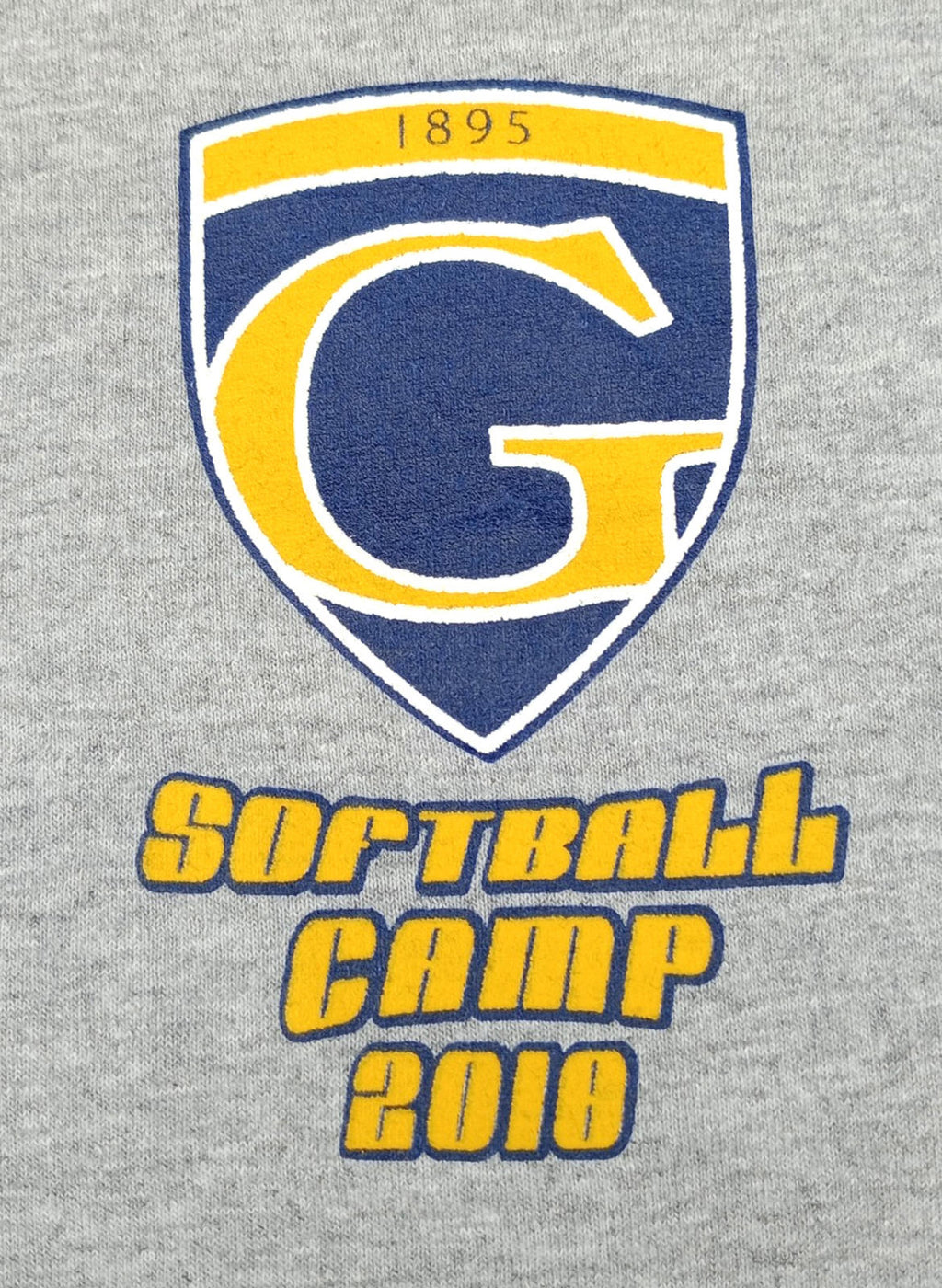 Gildan Gray Softball Camp Graphic Print T-Shirt Men's UK Size M Grey Crew Neck Cotton Mix