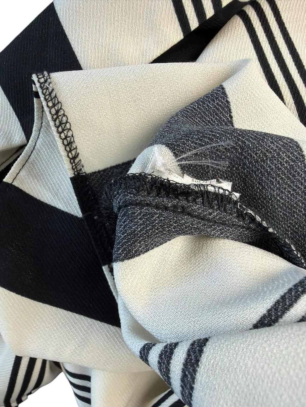 Primark Cropped Shirt Women’s UK Size 8 Bold Monochrome Stripe & Front Pockets