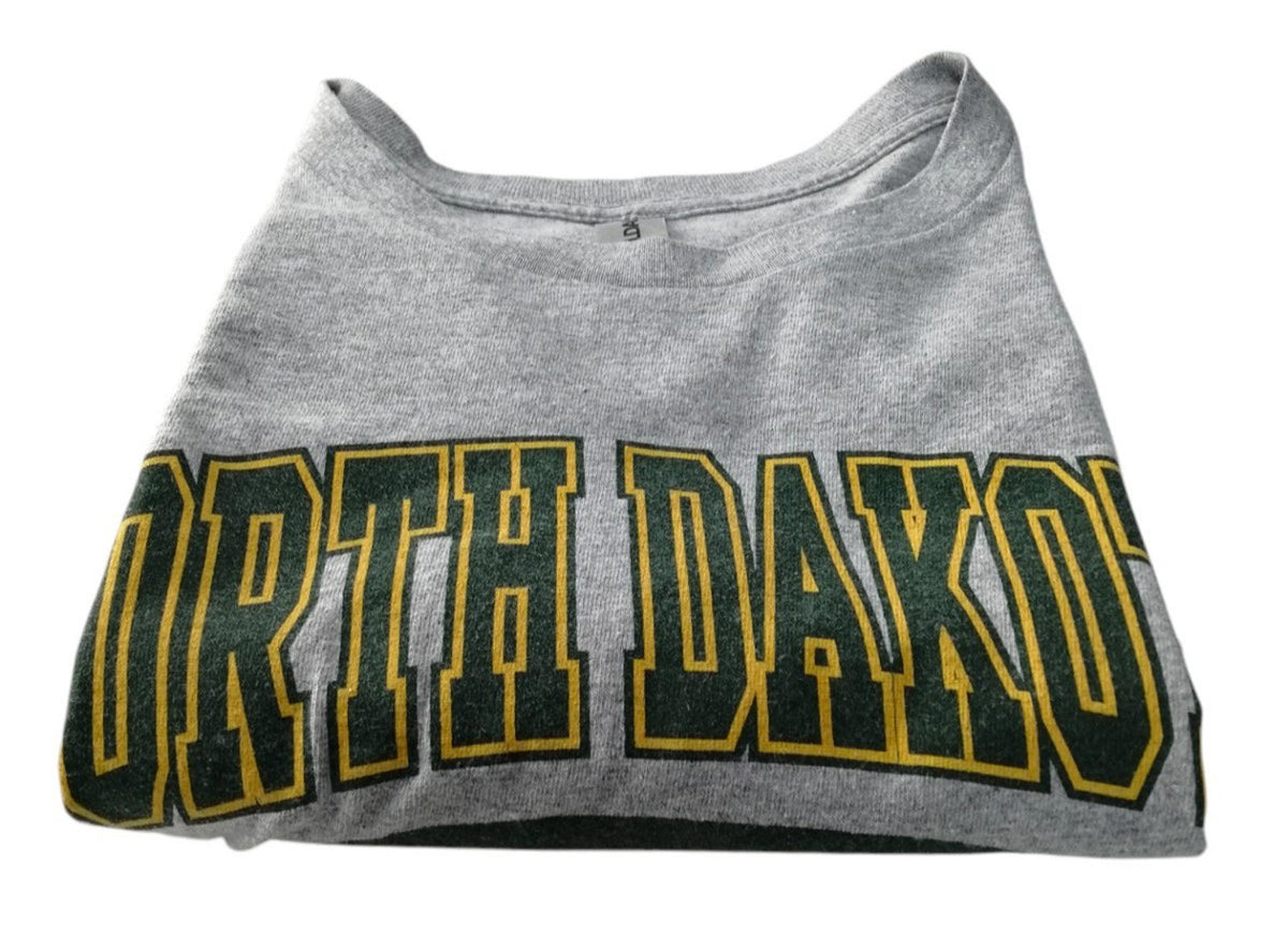 Gildan Gray North Dakota Baseball USA Graphic Print T-Shirt Men's Size XXL Grey Crew Neck