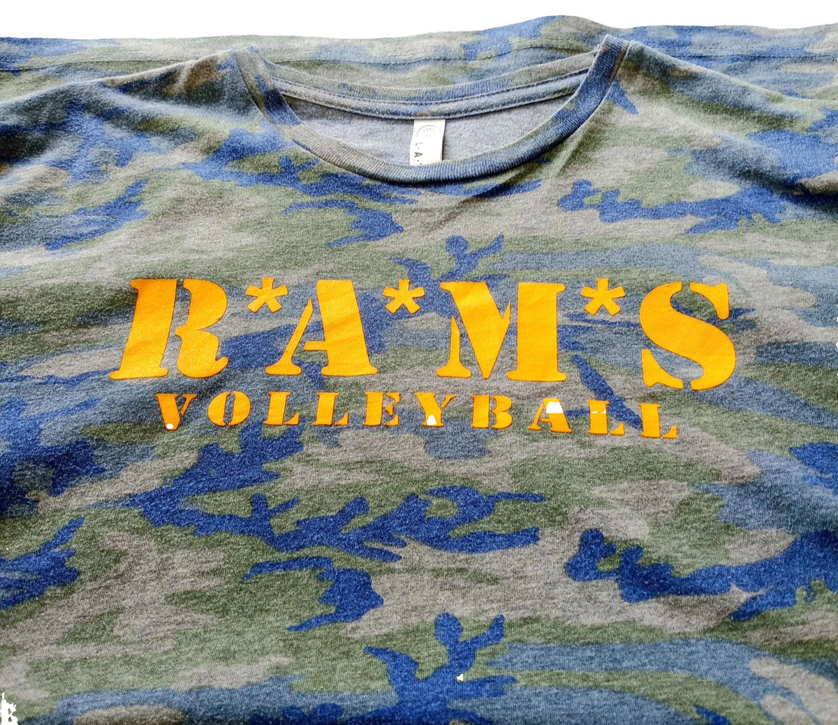 L.A.T. Apparel Gray RAMS Volleyball Graphic Print T-Shirt Men's UK Size M Grey Crew Neck Cammo