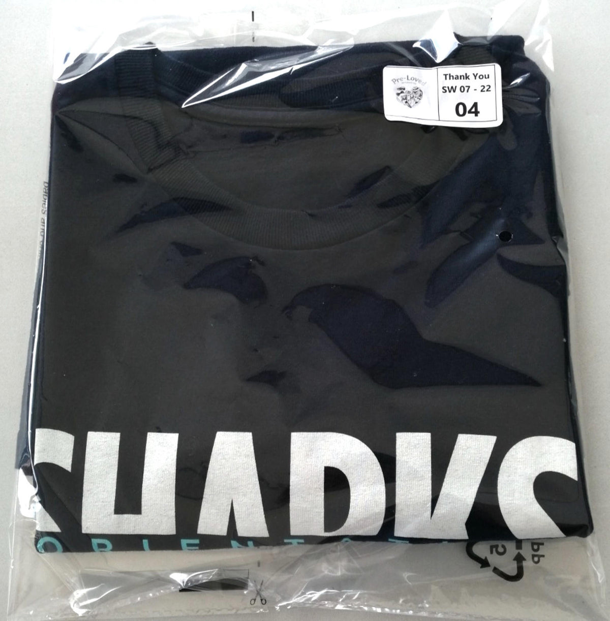 Black Sharks Uni Graphic Print T-Shirt Men's Size S Navy Crew Neck 100% Cotton