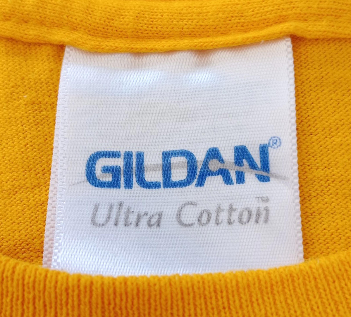 Gildan Yellow Hawkeyes Football Graphic Print T-Shirt Men's UK Size S Yellow 100% Cotton