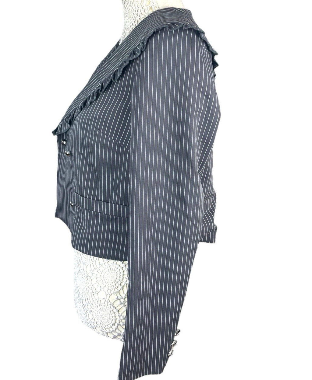Pretty Little Thing Pinstripe Blazer Women’s UK Size S Grey Cropped Oversized Lapels Ruffle Trim