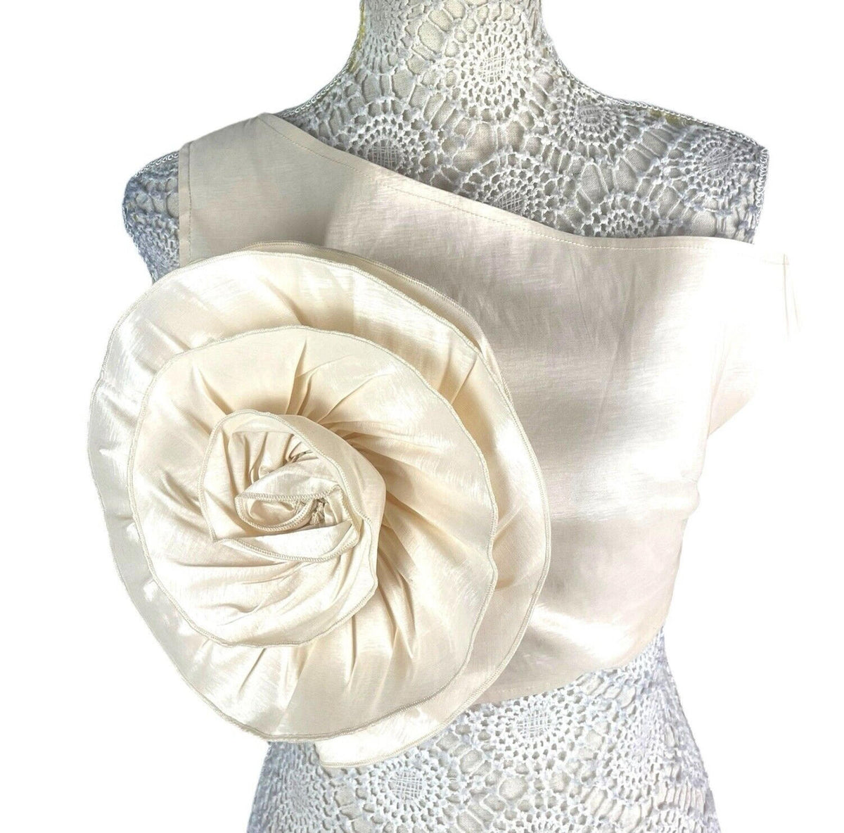 Nasty Gal Beige One Shoulder Crop Top Big Flower Occasion Women's UK Size 10