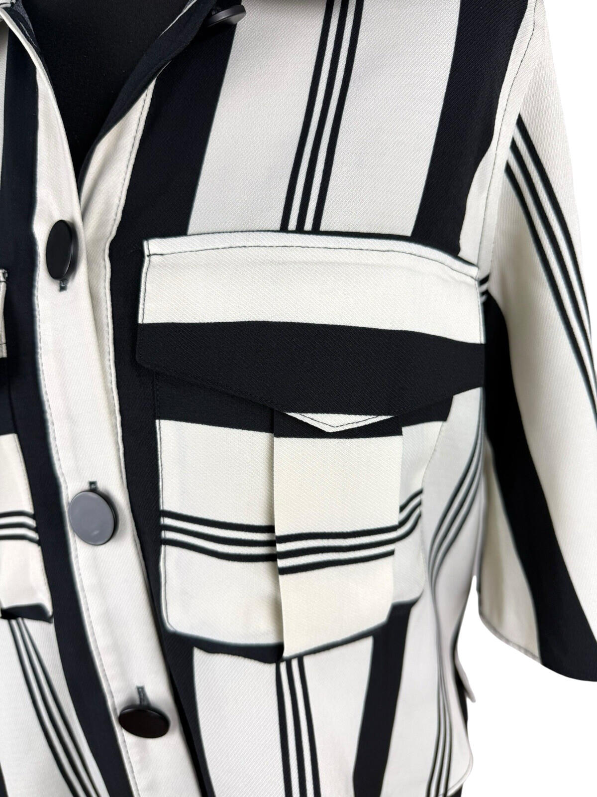 Primark Cropped Shirt Women’s UK Size 8 Bold Monochrome Stripe & Front Pockets