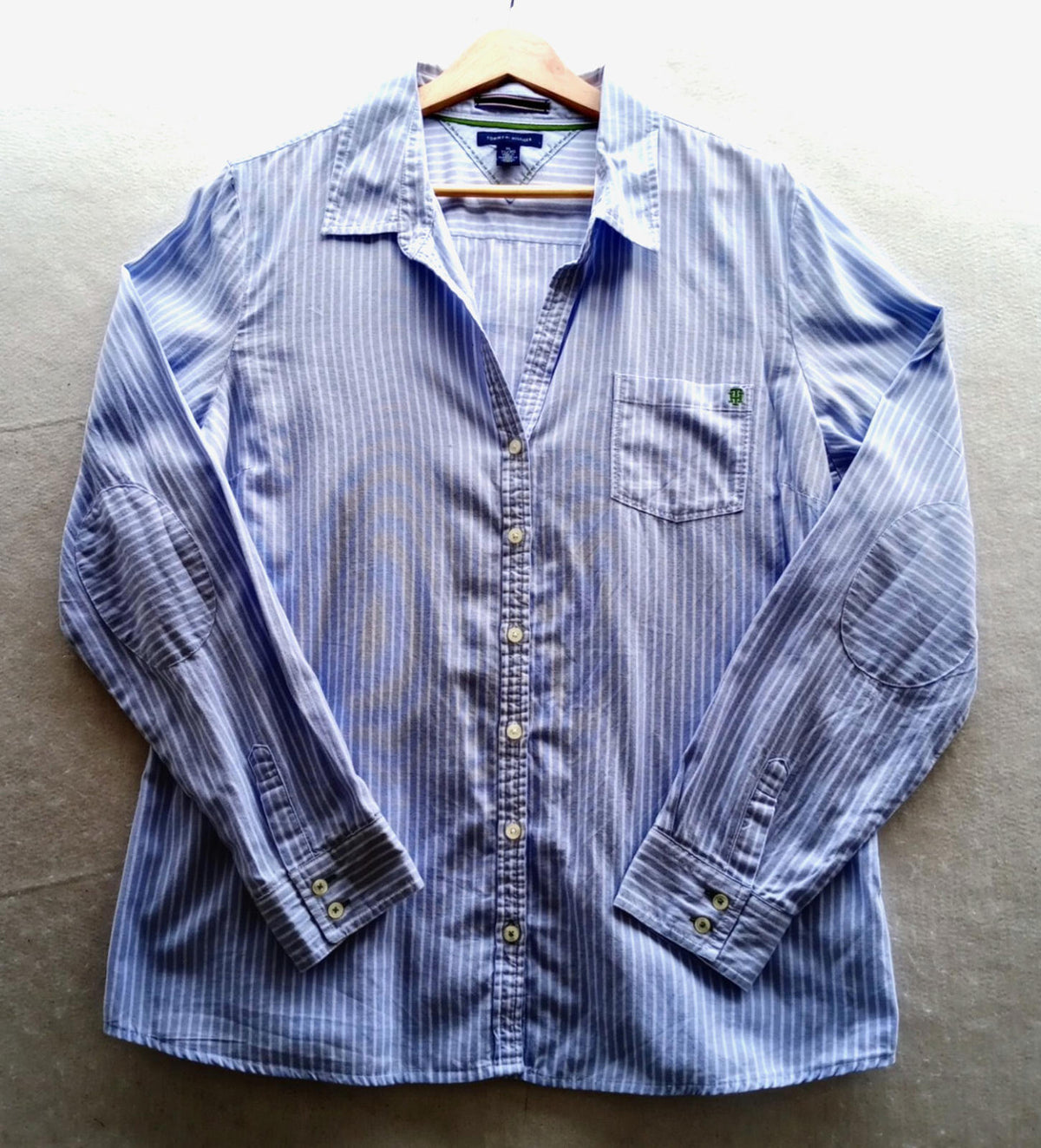 Tommy Hilfiger Shirt Men's UK Size XL Blue Striped Long Sleeve Pockets Easy Care