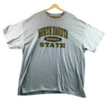 Gildan Gray North Dakota Baseball USA Graphic Print T-Shirt Men's Size XXL Grey Crew Neck