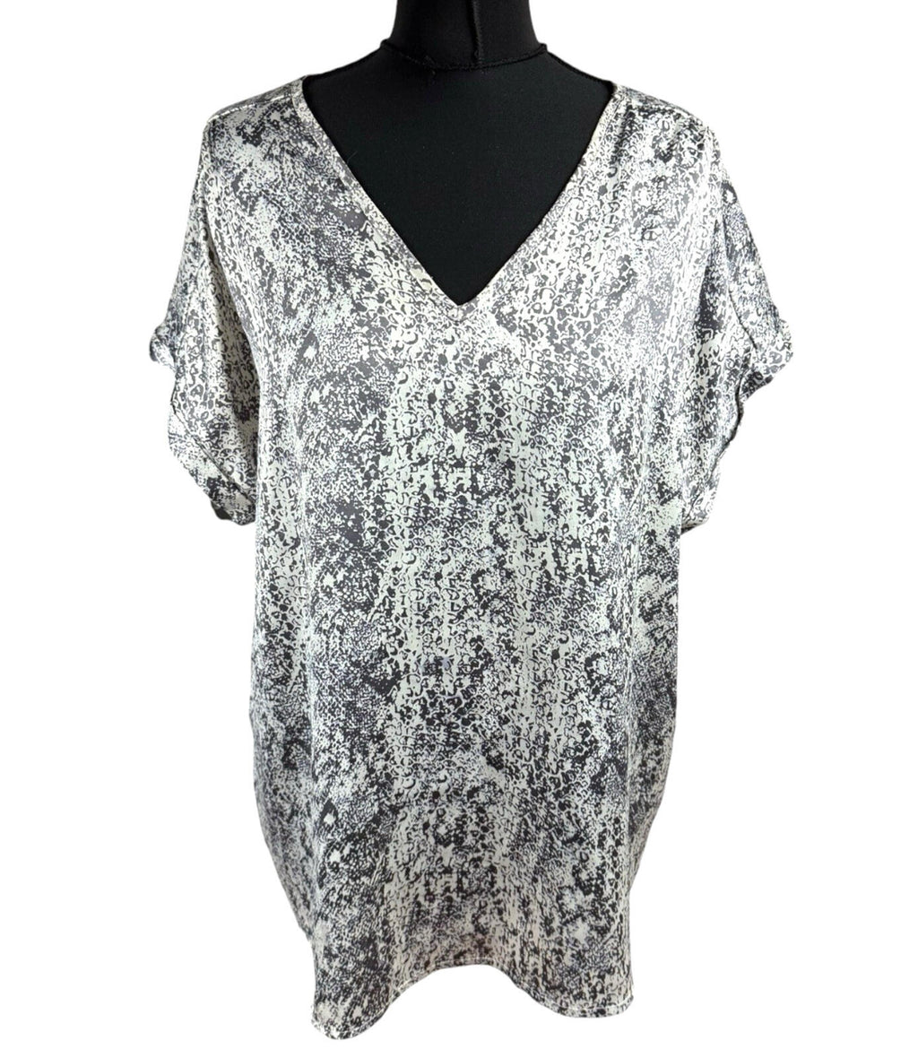 Avon Satin Blouse Top Women's UK Size 18/20 Vneck Animal Print Silver