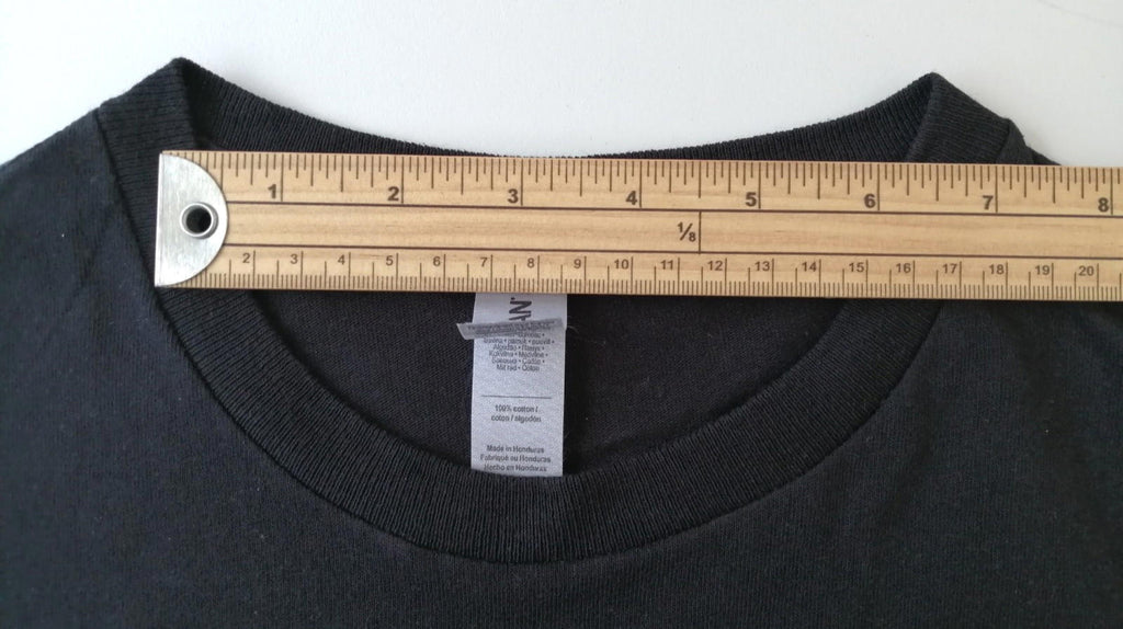 Gildan Black Front Commun Graphic Print T-Shirt Men's Size S Black Crew Neck 100% Cotton