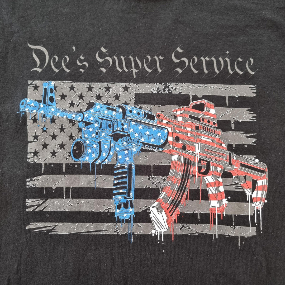 Gildan Black Graphic Print T-Shirt Men's UK Size S Black Dee's Super Service 100% Cotton