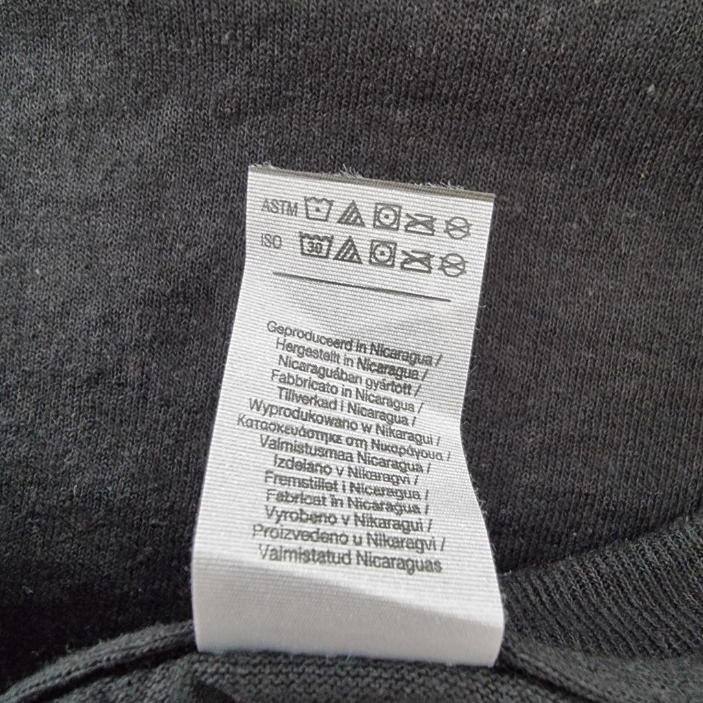 Gildan Black Graphic Print T-Shirt Men's UK Size S Black Dee's Super Service 100% Cotton