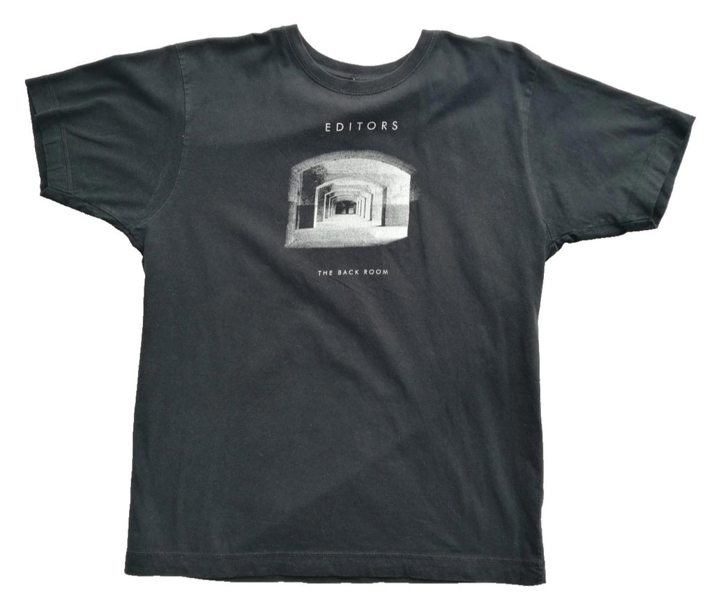 Continental Black Back Room Liminal Graphic Print T-Shirt Men's Size L Black Crew Neck 100% Cotton