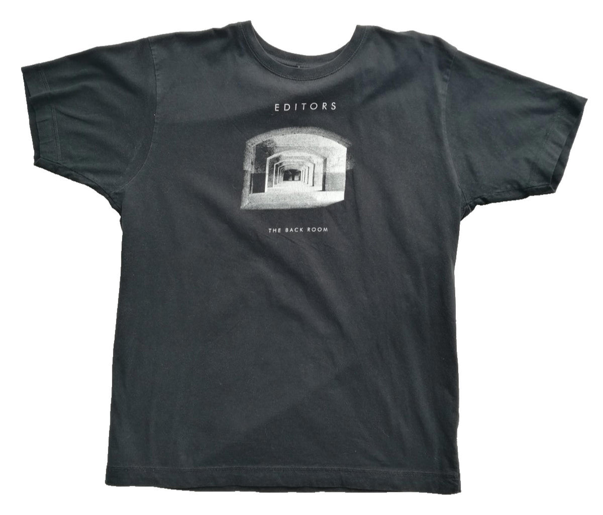 Continental Black Back Room Liminal Graphic Print T-Shirt Men's Size L Black Crew Neck 100% Cotton