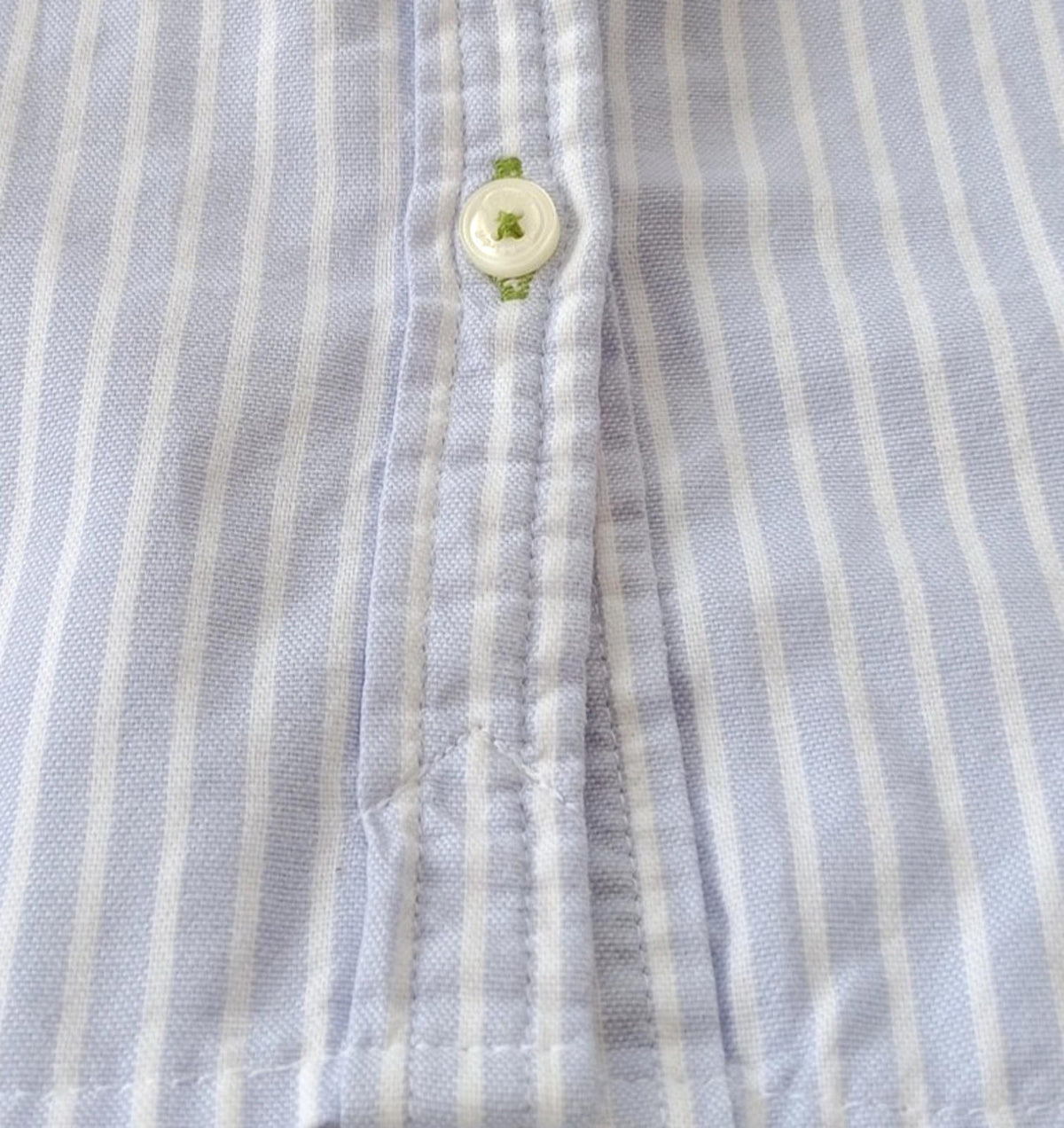 Tommy Hilfiger Shirt Men's UK Size XL Blue Striped Long Sleeve Pockets Easy Care