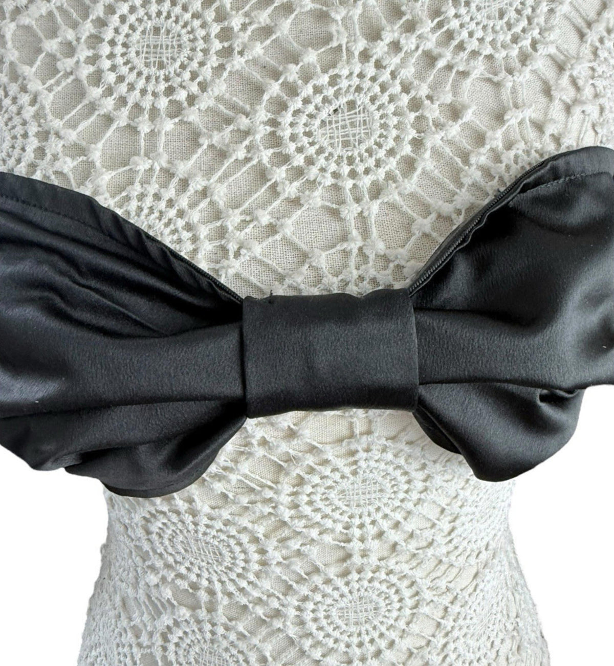 Pretty Little Thing Black Satin Crop Top Puffball Sleeve Women's UK Size 8