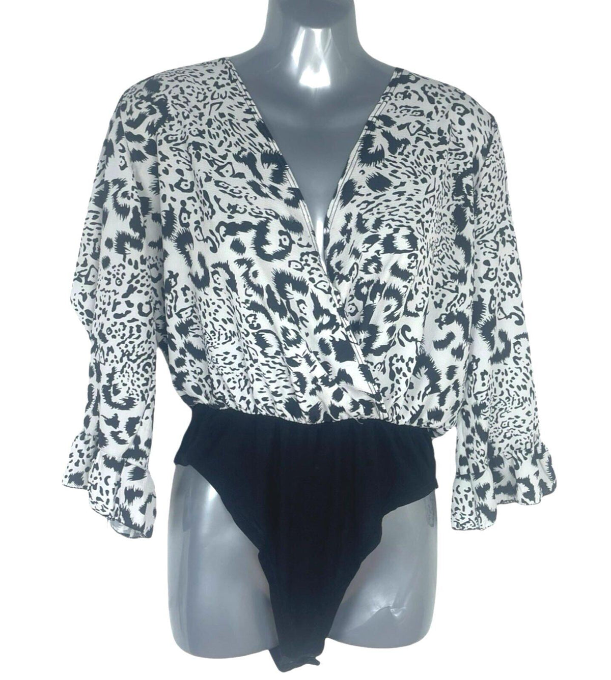 Boohoo Animal Print Bodysuit Top Women's UK Size S Long Sleeve White Black